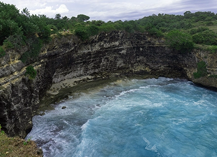 Naetive lodge detail